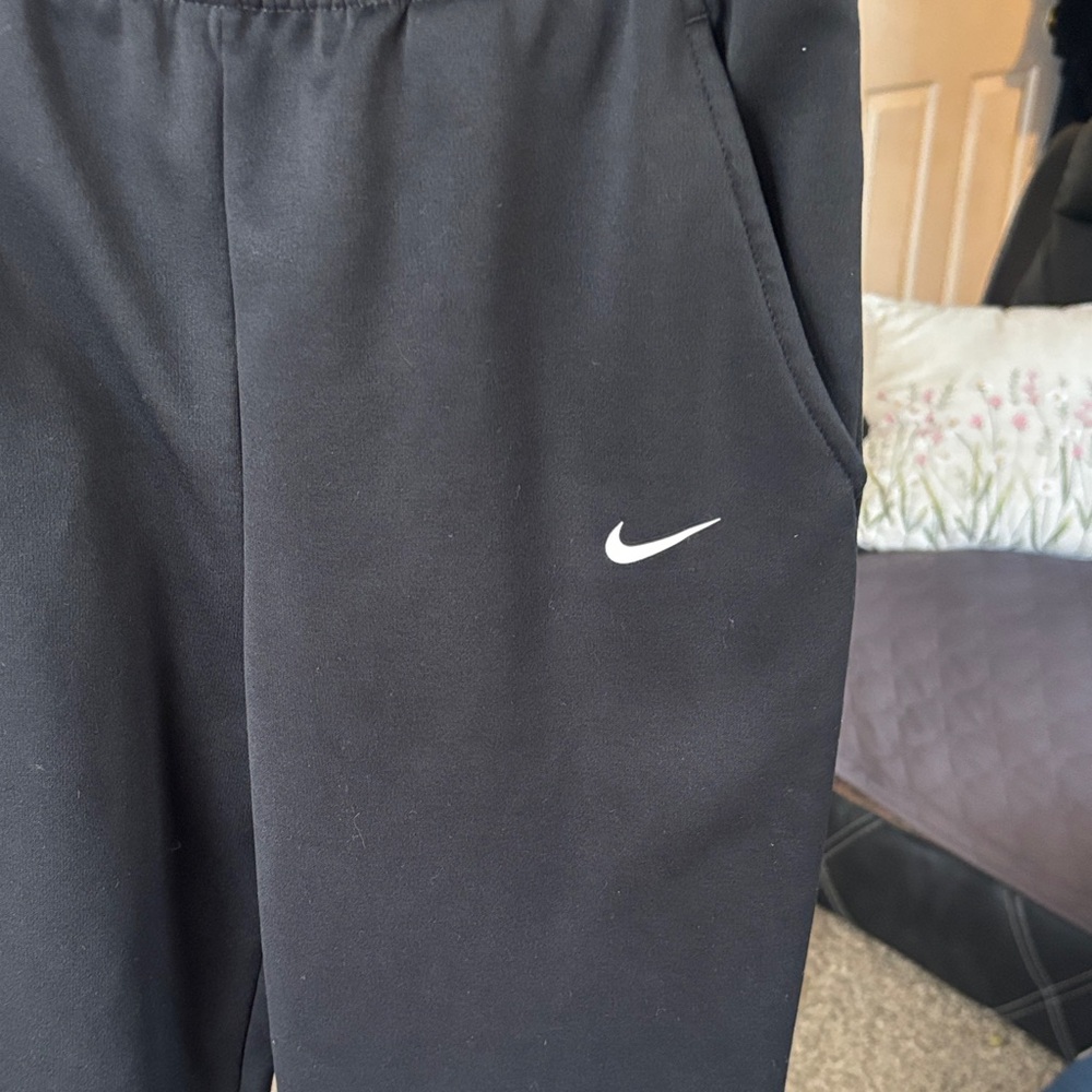 Nike FlyEase Therma-Fit Fleece Cuffed Jogger Sweatpants kids Size L - Picture 3 of 6
